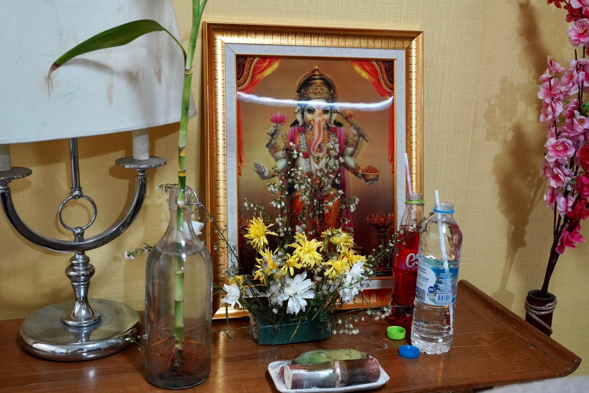 Sura Hostel Bangkok Near Mrt Phra Ram 9 Esterno foto
