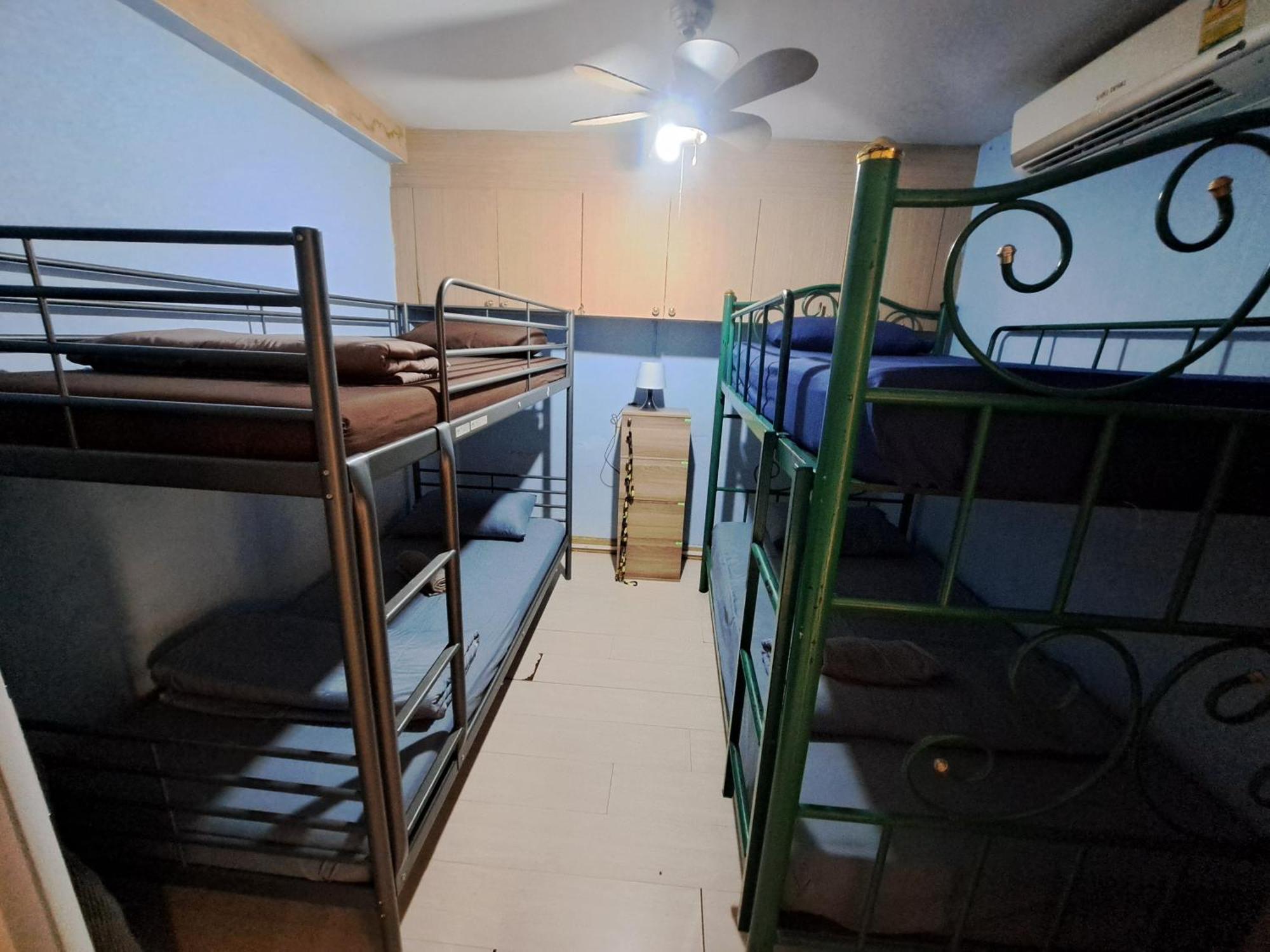 Sura Hostel Bangkok Near Mrt Phra Ram 9 Esterno foto